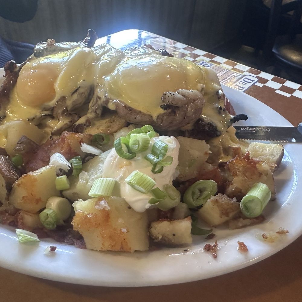 Sax's Joint - Sax special scrambled breakfast with country potatoes - Breakfast & Brunch Near Me - Petaluma, California Sax's Joint - Sax special scrambled breakfast with country potatoes - Breakfast & Brunch Near Me - Petaluma, California