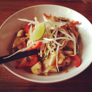 Paadee - Pad kee Mao - Thai Near Me - Portland, Oregon Paadee - Pad kee Mao - Thai Near Me - Portland, Oregon