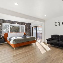 Naltsas Wallcoverings - bedroom wallpaper