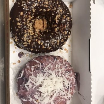 Duck Donuts - Blueberry and chocolate - Donuts Near Me - Irvine, California