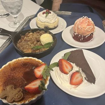 LEO’S - Updated January 2025 - 440 Photos & 364 Reviews - 60 Ottawa Ave