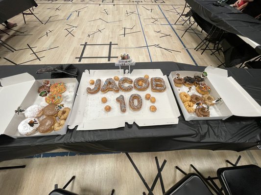 B & B Donuts by null