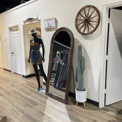 Queeny's Closet