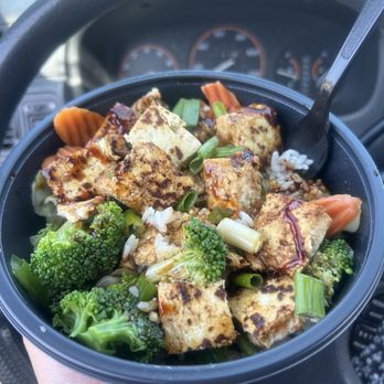 WaBa Grill - Tofu Veggie Bowl - Fast Food Near Me - Signal Hill, California