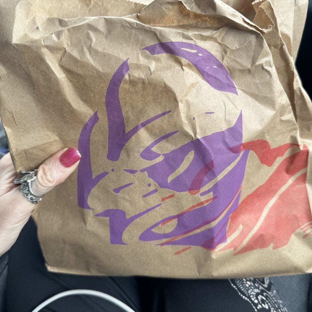 Taco Bell - Received! - Fast Food Near Me - Kerman, California