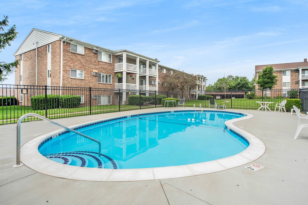 ESTATES Updated August 2024 1975 Columbia Ave, Battle