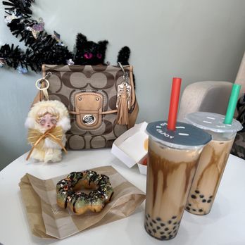 Mochinut - Yummy boba and mochi doughnut ! Cheese dog hidden oops! It was super yummy and fresh! - Bubble Tea Near Me - Winchester, Virginia Mochinut - Yummy boba and mochi doughnut ! Cheese dog hidden oops! It was super yummy and fresh! - Bubble Tea Near Me - Winchester, Virginia
