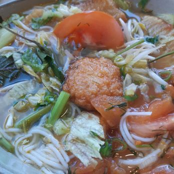 Pho Hue - Hai Phong phõ. Fish, fish cakes, loofah, fresh tomatoes, dill, rice noodles - Phõ Hue's star dish IMPO. - Vietnamese Near Me - Scarborough, Ontario Pho Hue - Hai Phong phõ. Fish, fish cakes, loofah, fresh tomatoes, dill, rice noodles - Phõ Hue's star dish IMPO. - Vietnamese Near Me - Scarborough, Ontario