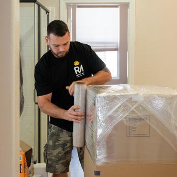 Royalty Moving & Storage - Movers Near Me - Seattle, Washington Royalty Moving & Storage - Movers Near Me - Seattle, Washington