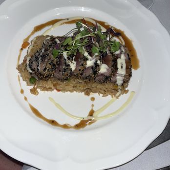 James & Main - Seared tuna - New American Near Me - East Rockaway, New York James & Main - Seared tuna - New American Near Me - East Rockaway, New York