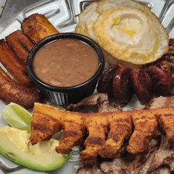 Encanto Latino Restaurante