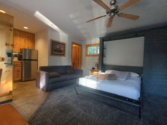 Red Wolf Lakeside Lodge by null