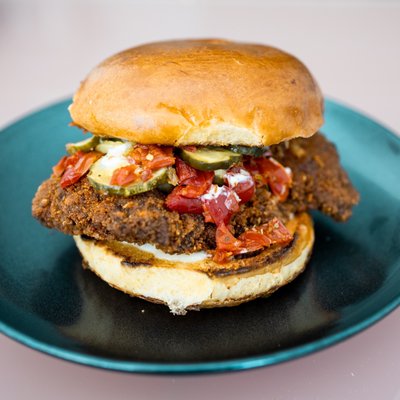 Hetchy's Hots Fried Chicken by null