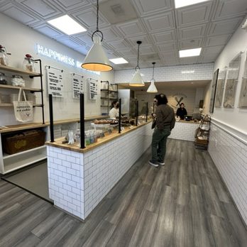Busy Lizzy's Baked Goods - Inside | IG: xstina.eats - Bakeries Near Me - Burlingame, California