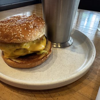 Doc B's Restaurant + Bar - Burger and fries - New American Near Me - Chicago, Illinois