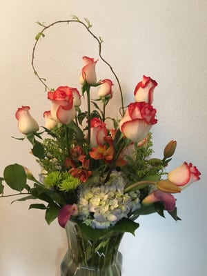 Birthday flowers - ou can rely on Helen's Flower Shop the best floral gifts in Oakland! Browse our website for a variety of options – from fresh flower arrangements to customized gift baskets. When you find the perfect gift, you can easily order online or call us directly. No matter what your taste or budget, you can trust Helen's Flower Shop to deliver beautiful flowers to friends and family in Oakland or across the country. Birthday flowers - ou can rely on Helen's Flower Shop the best floral gifts in Oakland! Browse our website for a variety of options – from fresh flower arrangements to customized gift baskets. When you find the perfect gift, you can easily order online or call us directly. No matter what your taste or budget, you can trust Helen's Flower Shop to deliver beautiful flowers to friends and family in Oakland or across the country.