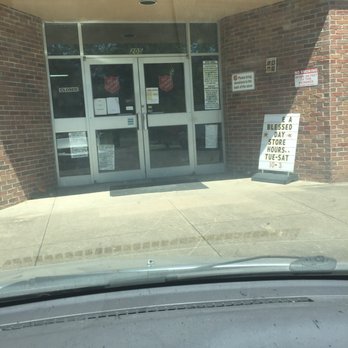 Salvation Army Thrift Store Lodge - Open Tu-Sa, 10a-3pm. - Thrift Stores Near Me - Lufkin, Texas