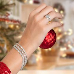Gemmas Jewelers - Happy Holidays