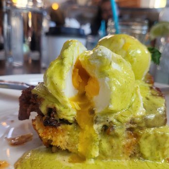 Engine Room - Egg Benedict - Southern Near Me - Mystic, Connecticut
