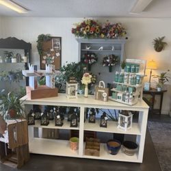 Yorktown Flower Shoppe & Delivery
