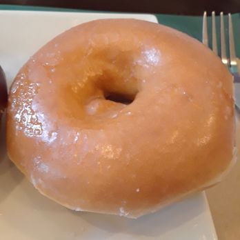 Krispy Kreme - Original Glaze donut was disappointing!! - Donuts Near Me - Cebu City, CEB