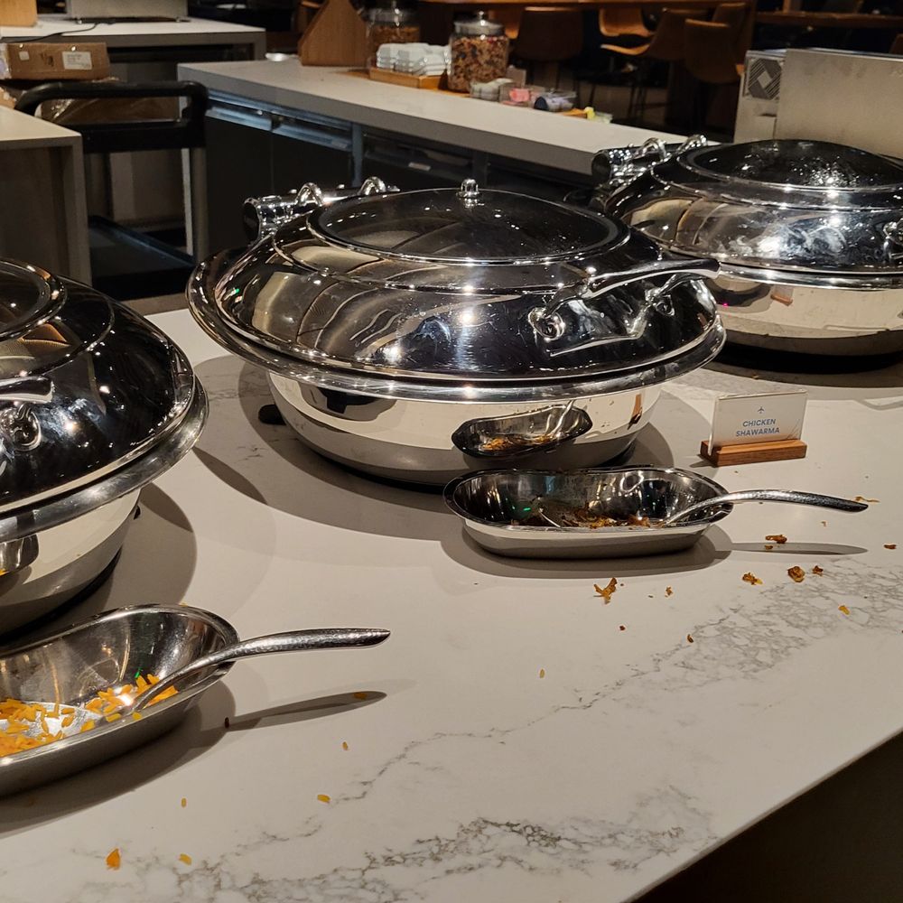 Alaska Airlines Lounge - Concourse D - Airport Lounges Near Me - Seattle, Washington
