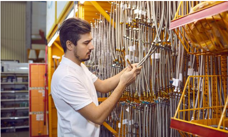 Slide of Amgar Services