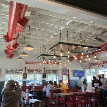 Slim Chickens - Chicken Wings Near Me - Tallahassee, Florida