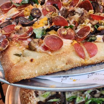 Truly Pizza - Supremo (top) & Umami (bottom) - Pizza Near Me - Dana Point, California