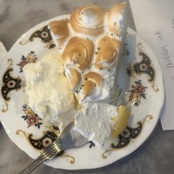 Queen of Tarts - Lemon meringue pie