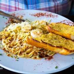 Selma's Chicago Pizzeria & Tap Room