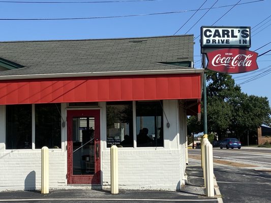Carl’s Drive-In by null