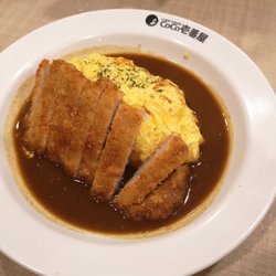 CoCo壹番屋 - Omelet rice with pork cutlet