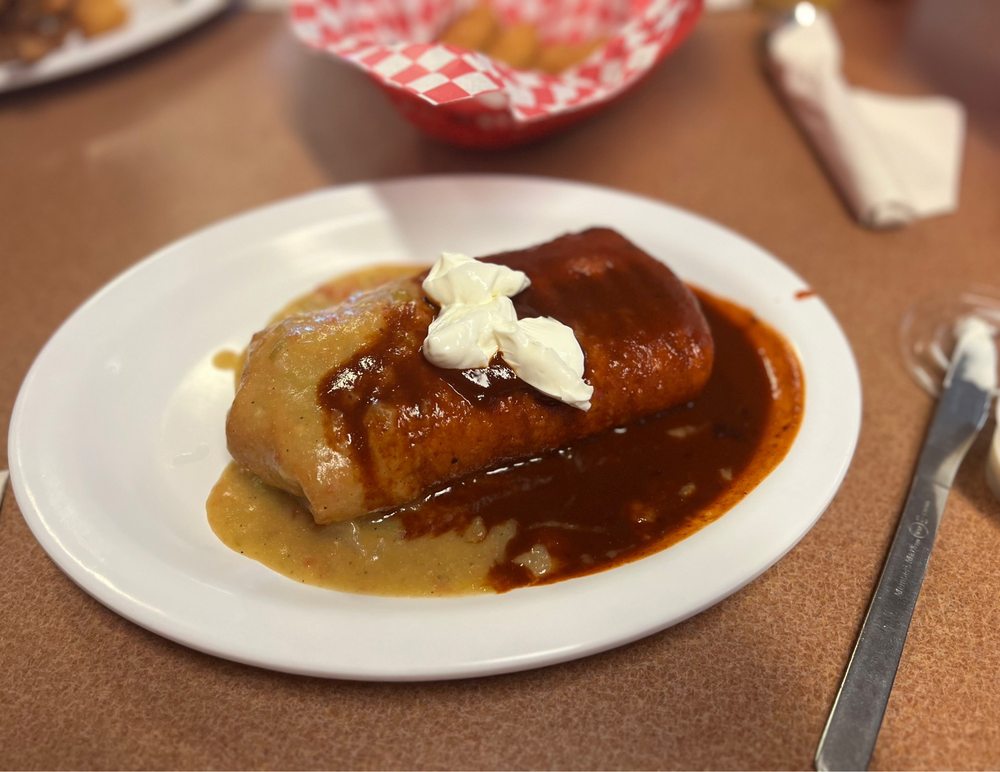 Falcon Restaurant & Lounge — Mexican restaurant in Winslow