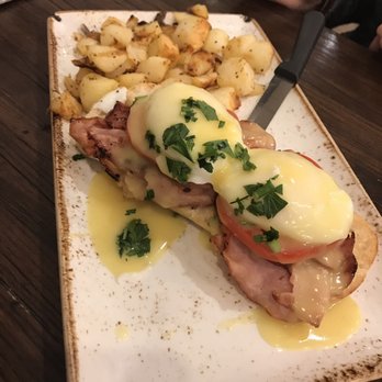 First Watch - Traditional Eggs Benedict with a side of home fries - Breakfast & Brunch Near Me - Kennesaw, Georgia