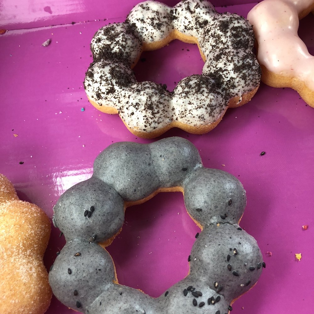Fat Straws - Black sesame, cookies n cream, and glimpse of the strawberry and churro - Coffee & Tea Near Me - Plano, Texas Fat Straws - Black sesame, cookies n cream, and glimpse of the strawberry and churro - Coffee & Tea Near Me - Plano, Texas