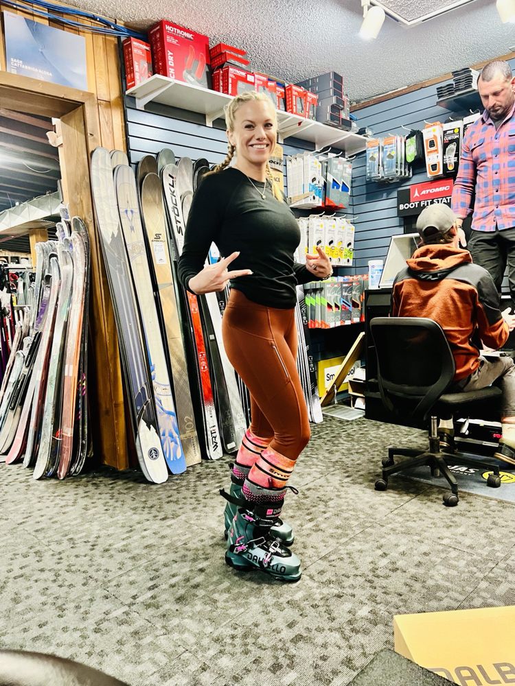 THE LIFTHOUSE Updated October 2024 13 Photos & 59 Reviews 3700