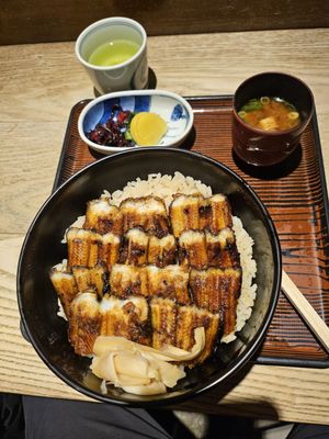 Anagomeshi Ueno あなごめしうえの by null