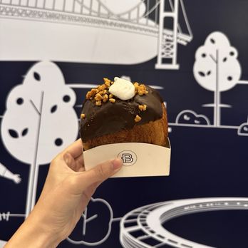 Paris Baguette - s'mores croissant - Coffee & Tea Near Me - San Jose, California Paris Baguette - s'mores croissant - Coffee & Tea Near Me - San Jose, California