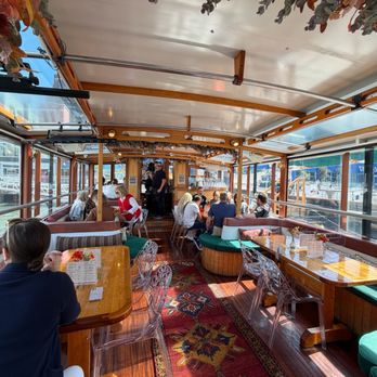 Classic Harbor Line New York - Boating Near Me - New York, New York
