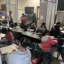 Yun Hua Fang Art Studio - Creative Class 10 to 12