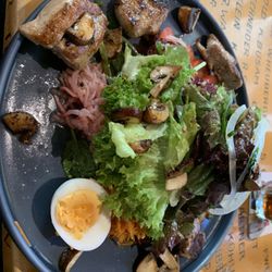 Gasthaus Brünnele - Salat mit Schweinemedallions