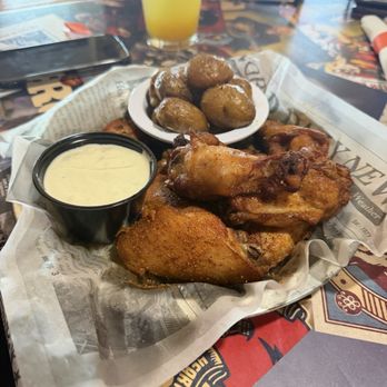 Smokin' Fattys BBQ - Smoked wings and potatoes - Barbeque Near Me - Elkhart, Indiana Smokin' Fattys BBQ - Smoked wings and potatoes - Barbeque Near Me - Elkhart, Indiana