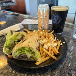Blue Moon Kitchen & Bar - Gyro