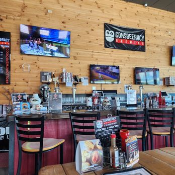 Consbeeracy Brewing - Bar view - Breweries Near Me - Hesperia, California Consbeeracy Brewing - Bar view - Breweries Near Me - Hesperia, California