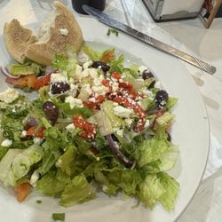 Goodfellas Pizzeria - Greek Salad w/ Oil and Vinegar