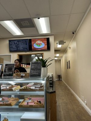 BAGELOO Bagel & Coffee Shop by null