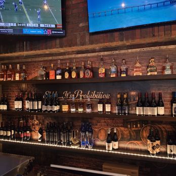 Hideaways Tavern and Grille - New American Near Me - Plantation, Florida Hideaways Tavern and Grille - New American Near Me - Plantation, Florida