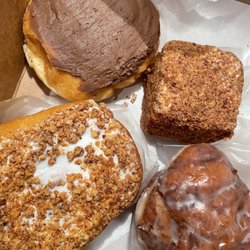 Oostburg Bakery - Outstanding donuts!!