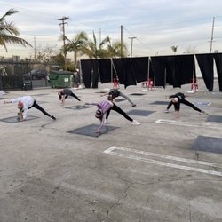 Endeavor School of the Arts - Outdoor classes during Covid